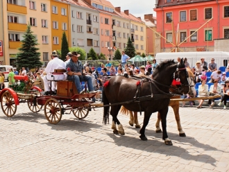Průvod městem