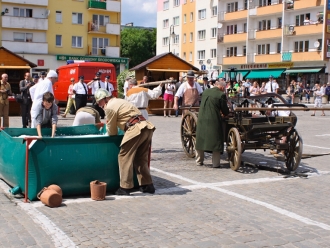 Ukázka zásahu s historickou hasičskou technikou