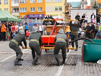 Ukázka zásahu s historickou hasičskou technikou