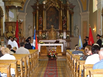 Mše a vysvědcení praporu