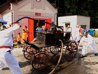 Ještě stále nění uhašeno