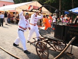 Ještě stále nění uhašeno